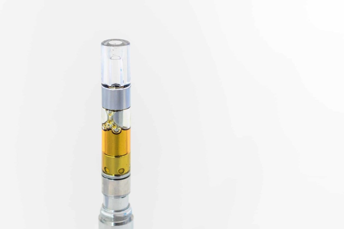 Can I refill my THC Vape Pen with different cartridges?